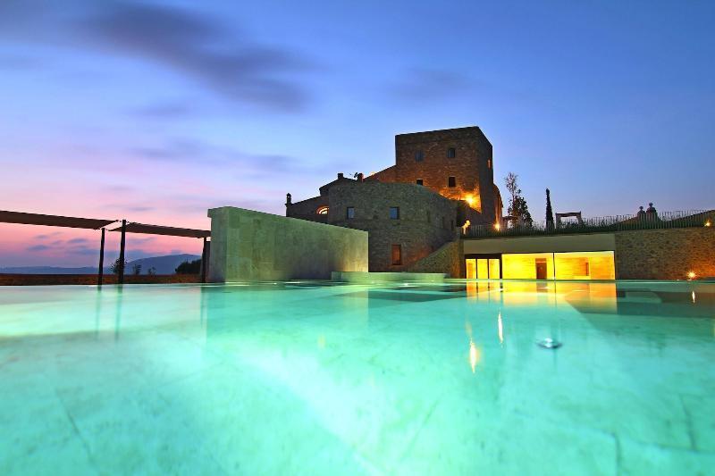 Castello Di Velona, Resort Thermal Spa & Winery Montalcino Kültér fotó